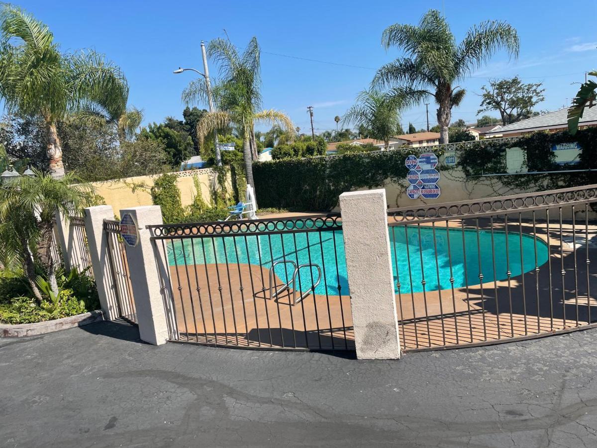 Legacy Inn & Suites Anaheim Kültér fotó