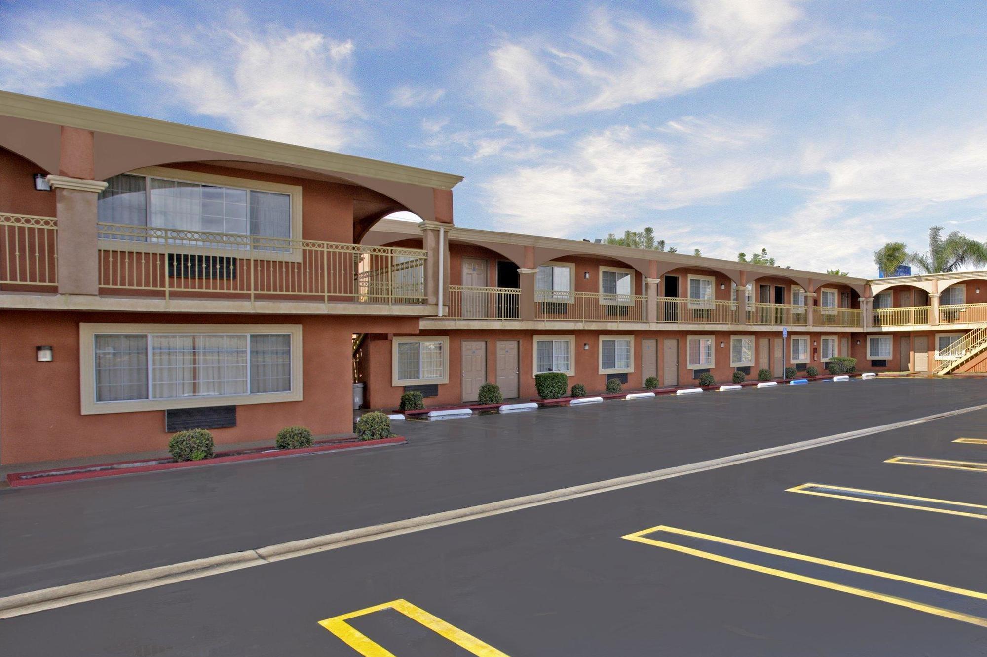 Legacy Inn & Suites Anaheim Kültér fotó